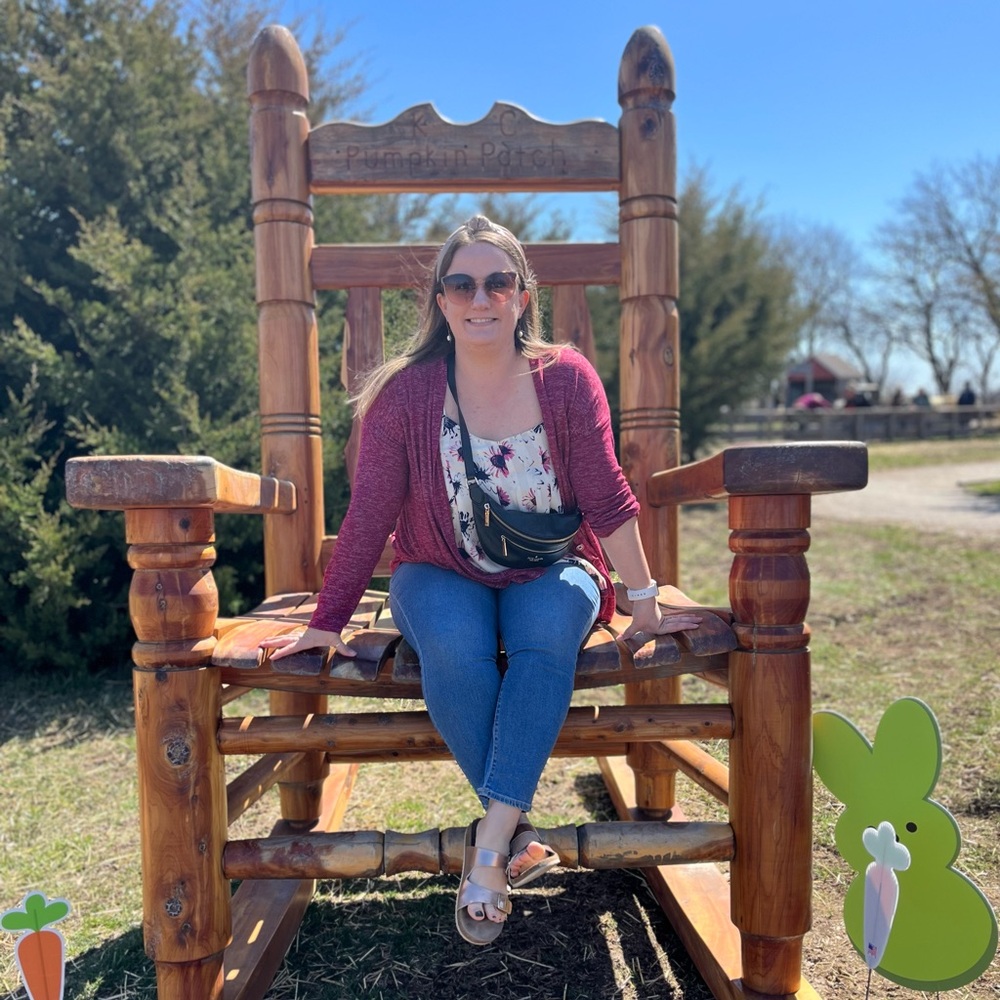 Meet your Posher, Stephanie